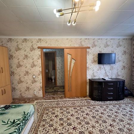 Apartment On Akhmetova 10 Almatı Dış mekan fotoğraf